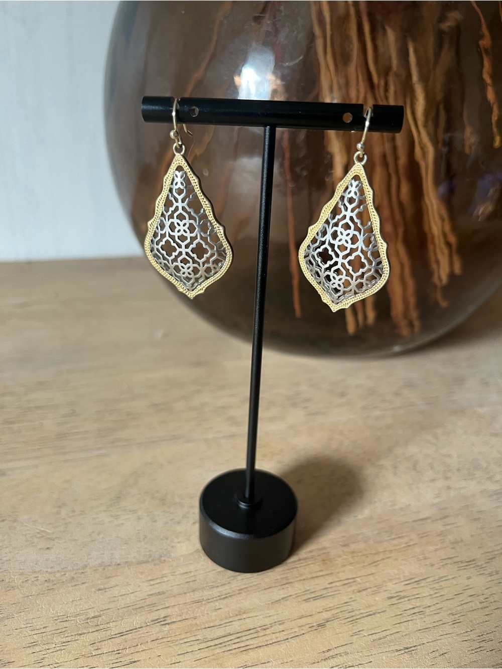 Kendra Scott Gold Filigree Drop Earrings - Elegant Women's Jewelry